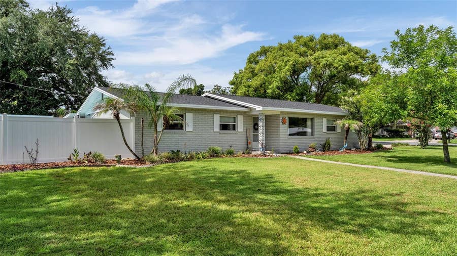 Property photo for 2015 E GACHET BOULEVARD, Lakeland, FL