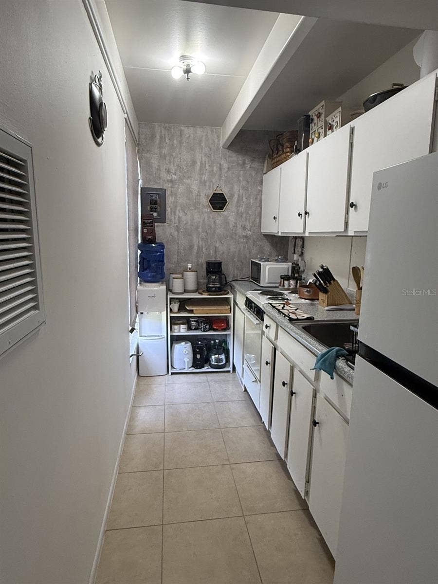 4719 CLUB CIRCLE, Lake Wales, FL 33854 4719 CLUB CIRCLE, Lake Wales, FL 33854