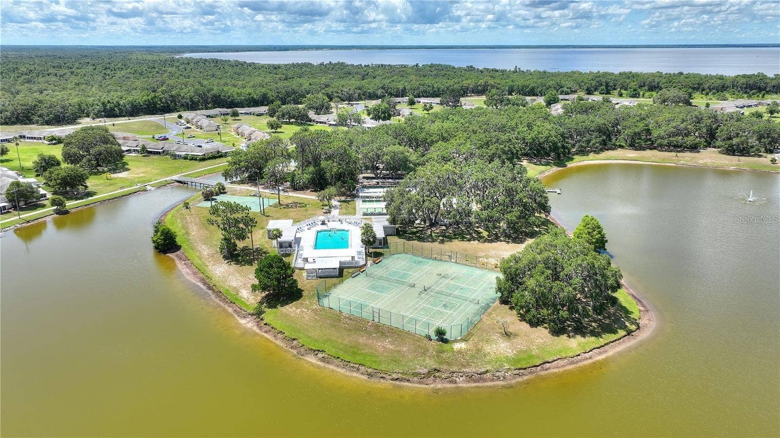4719 CLUB CIRCLE, Lake Wales, FL 33854 4719 CLUB CIRCLE, Lake Wales, FL 33854