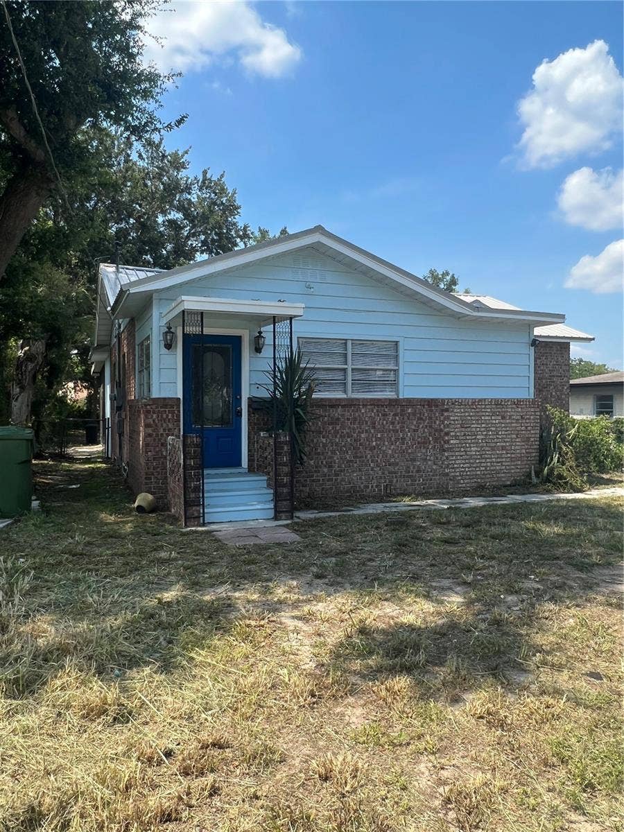 Property photo for 407 AVENUE A SE, Winter Haven, FL