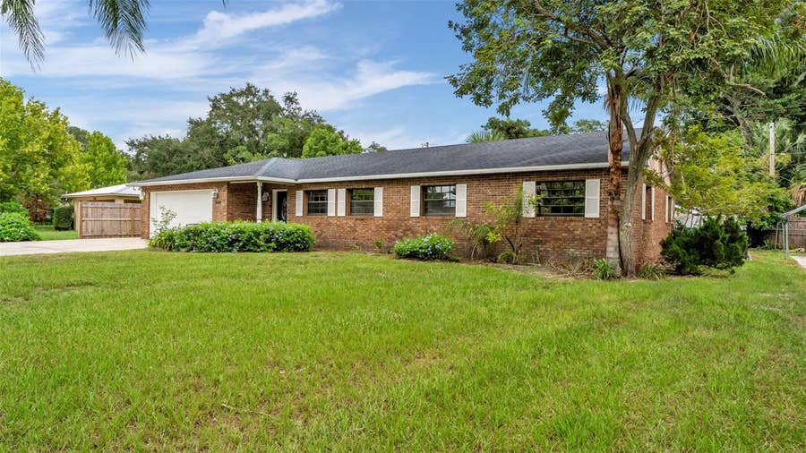 Property photo for 4020 GLEN GARRY ROAD W, Lakeland, FL