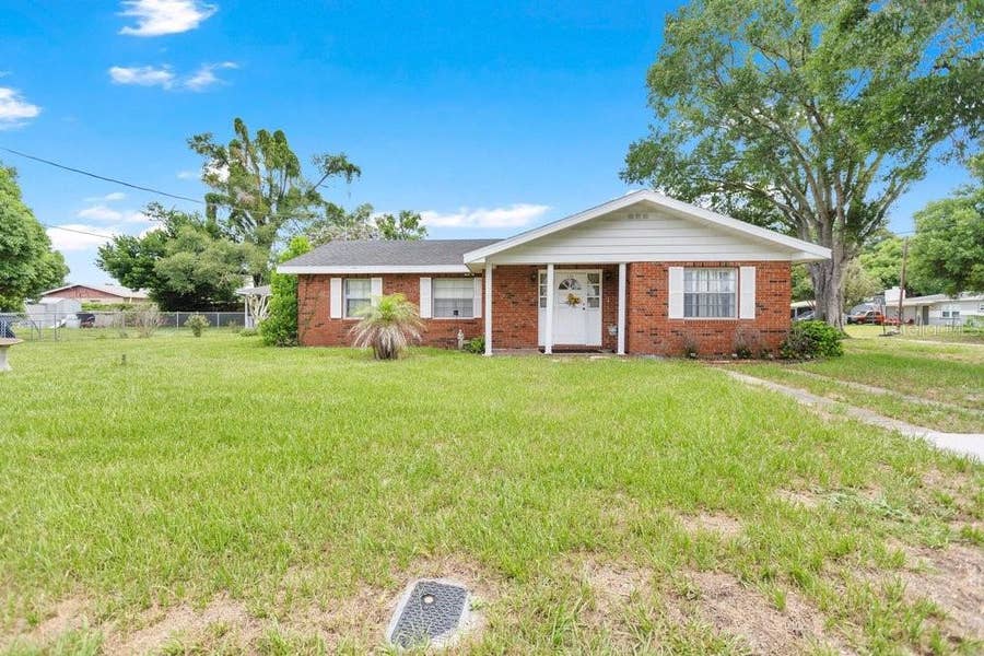 Property photo for 132 ANARECE AVENUE, Auburndale, FL