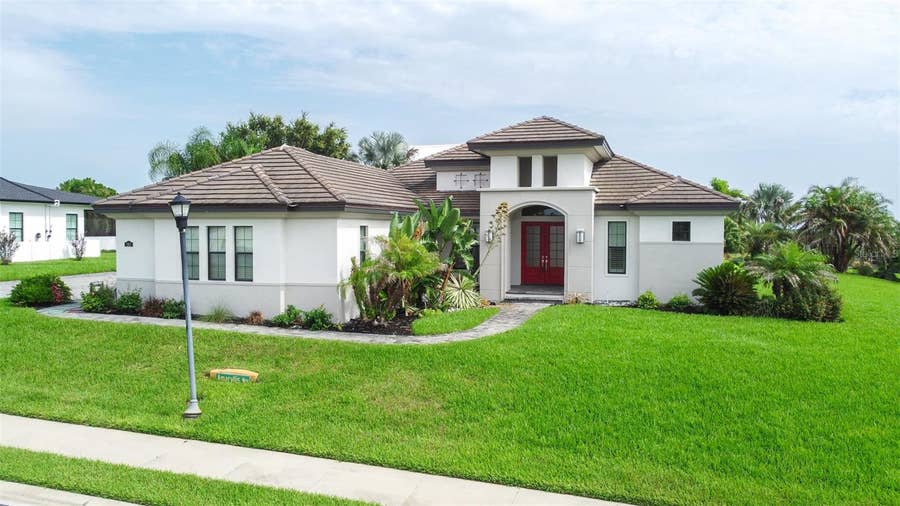 Property photo for 262 AMARYLLIS WAY, Lake Alfred, FL