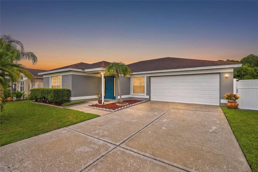 Property photo for 11026 STREAMSIDE DRIVE, Tampa, FL