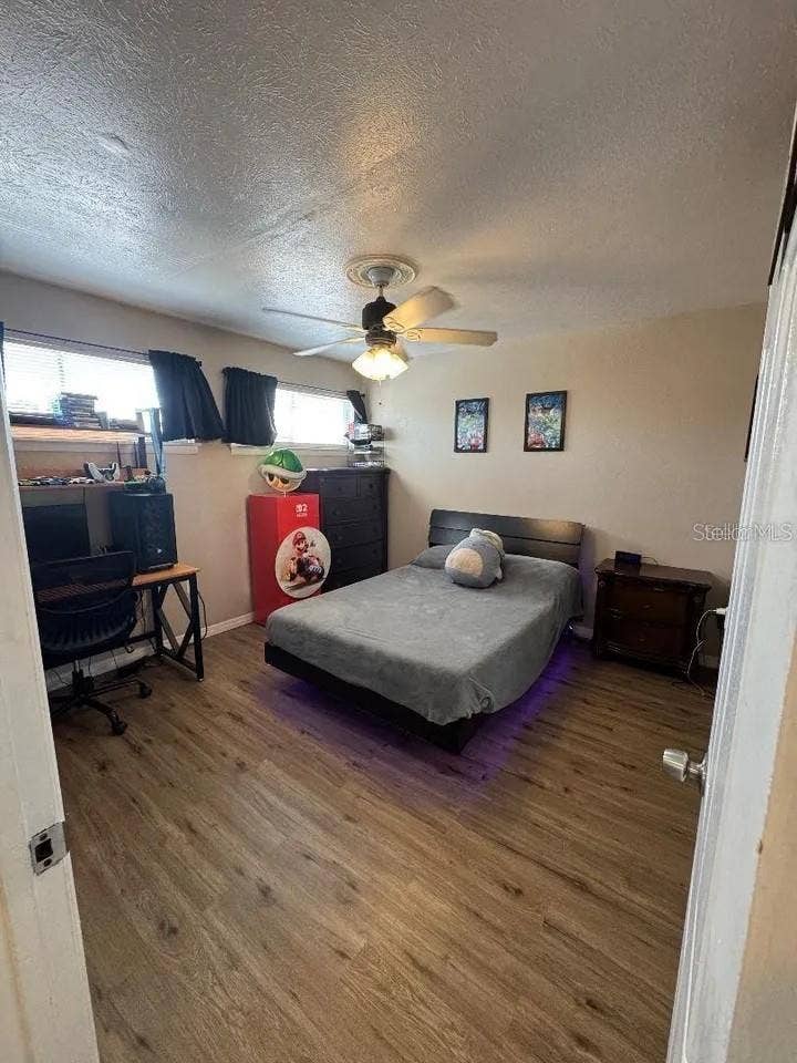 1836 WARRINGWOOD DRIVE, #B4, Orlando, FL 32839