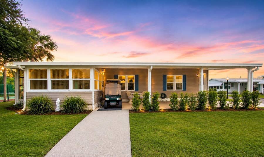 Property photo for 141 VICTORIA DRIVE, Haines City, FL