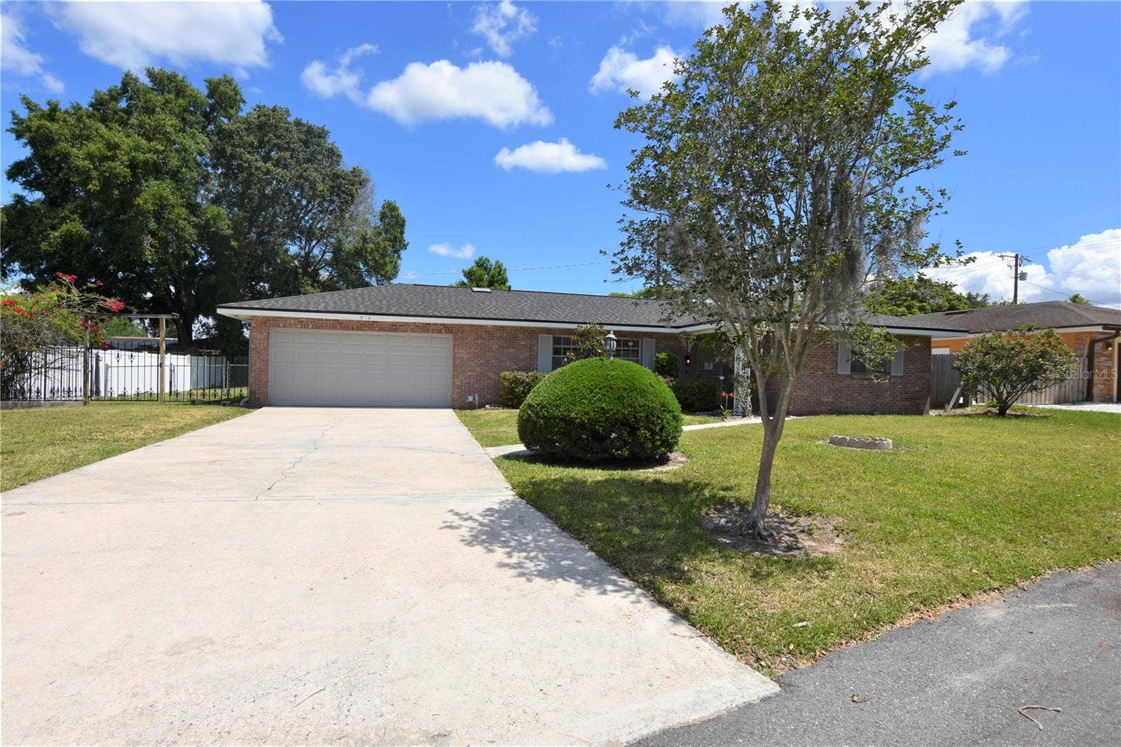 204 CHAUCER LANE, Winter Haven, FL 33884 204 CHAUCER LANE, Winter Haven, FL 33884