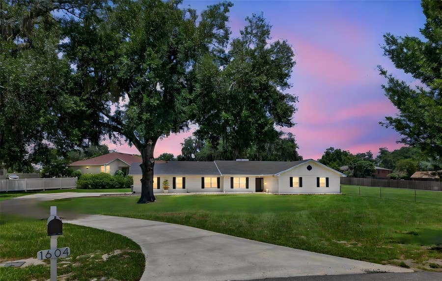 Property photo for 1604 RACHEL LANE, Lakeland, FL