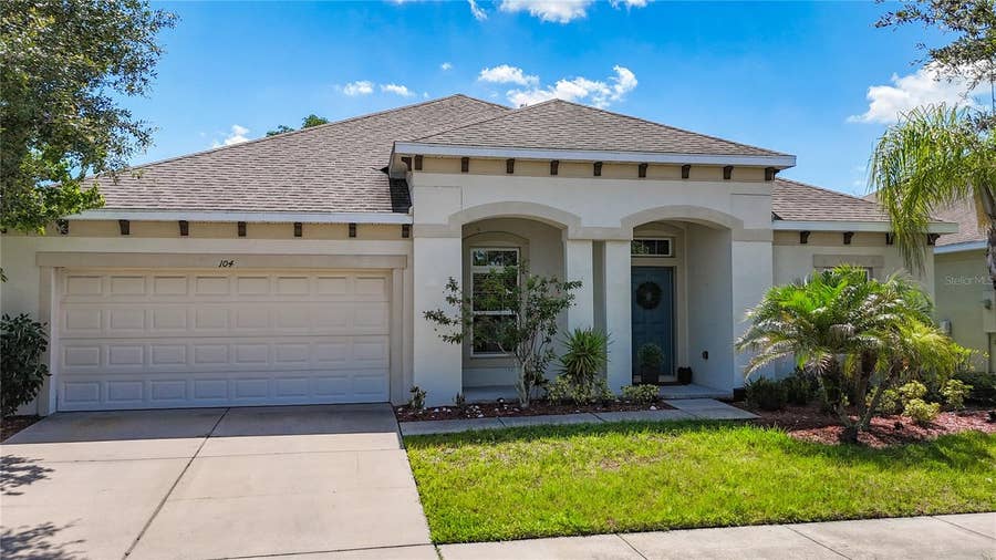 Property photo for 10457 WATERSTONE DRIVE, Riverview, FL