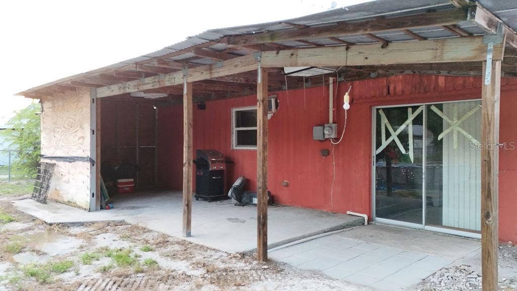 99 YALE AVENUE, Frostproof, FL 33843 Back View
