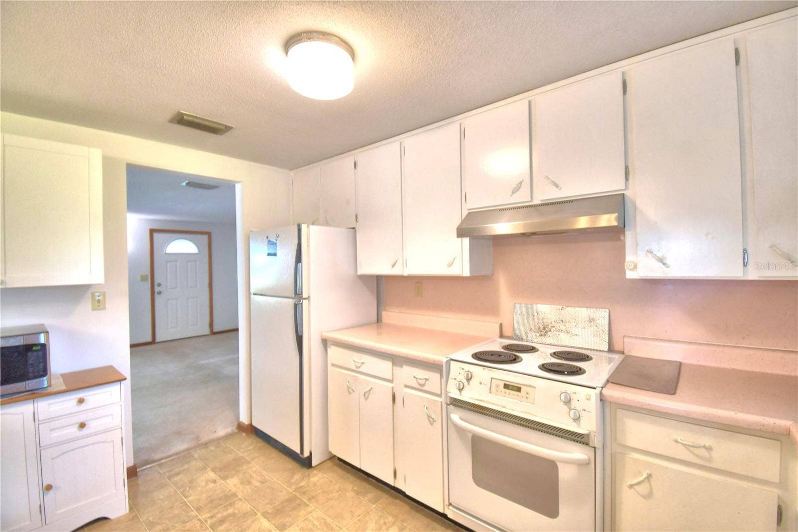 2521 MCCRANIE PLACE, Lakeland, FL 33801 2521 MCCRANIE PLACE, Lakeland, FL 33801