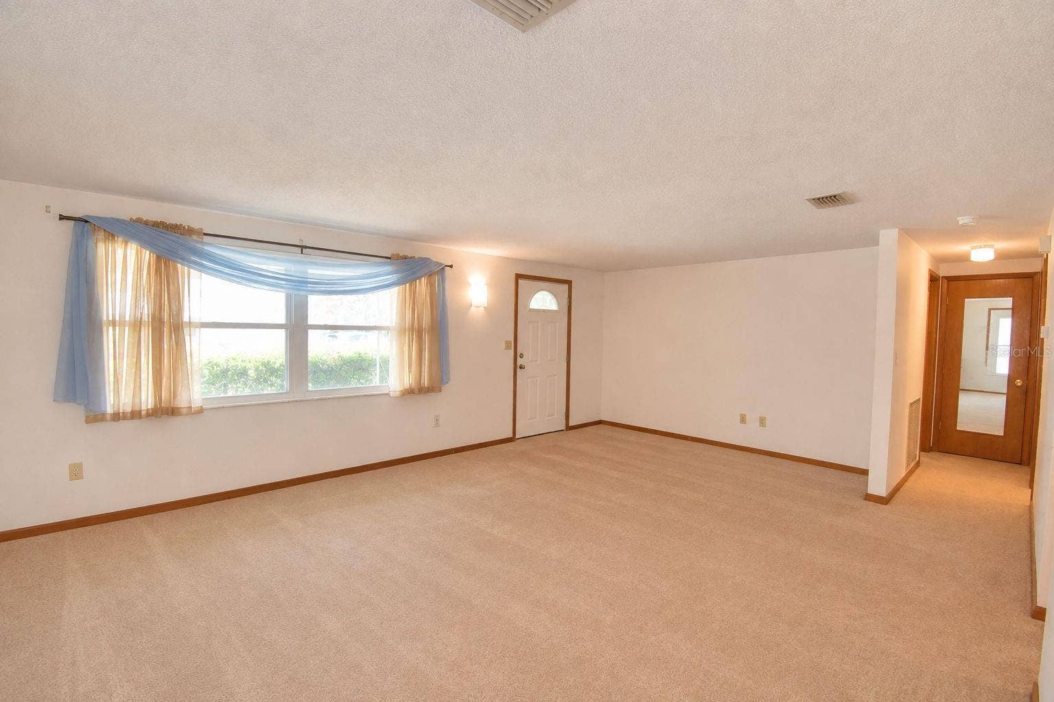 2521 MCCRANIE PLACE, Lakeland, FL 33801 2521 MCCRANIE PLACE, Lakeland, FL 33801