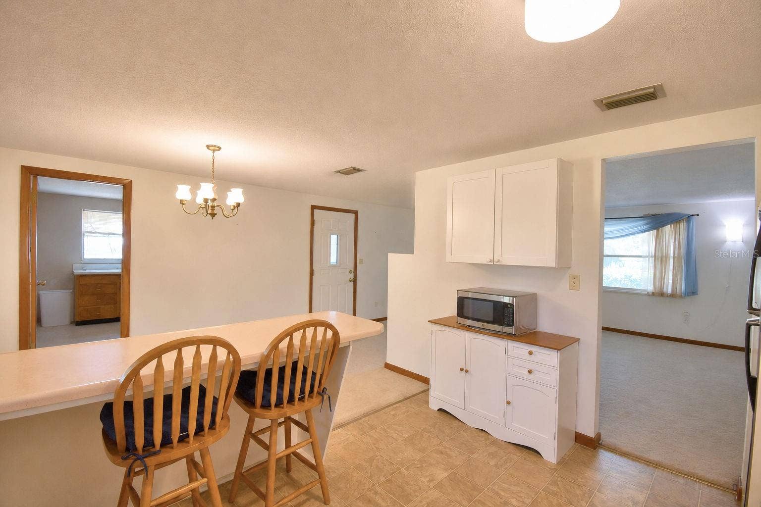 2521 MCCRANIE PLACE, Lakeland, FL 33801 2521 MCCRANIE PLACE, Lakeland, FL 33801