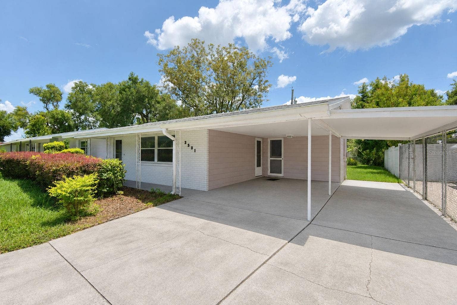 2521 MCCRANIE PLACE, Lakeland, FL 33801 2521 MCCRANIE PLACE, Lakeland, FL 33801
