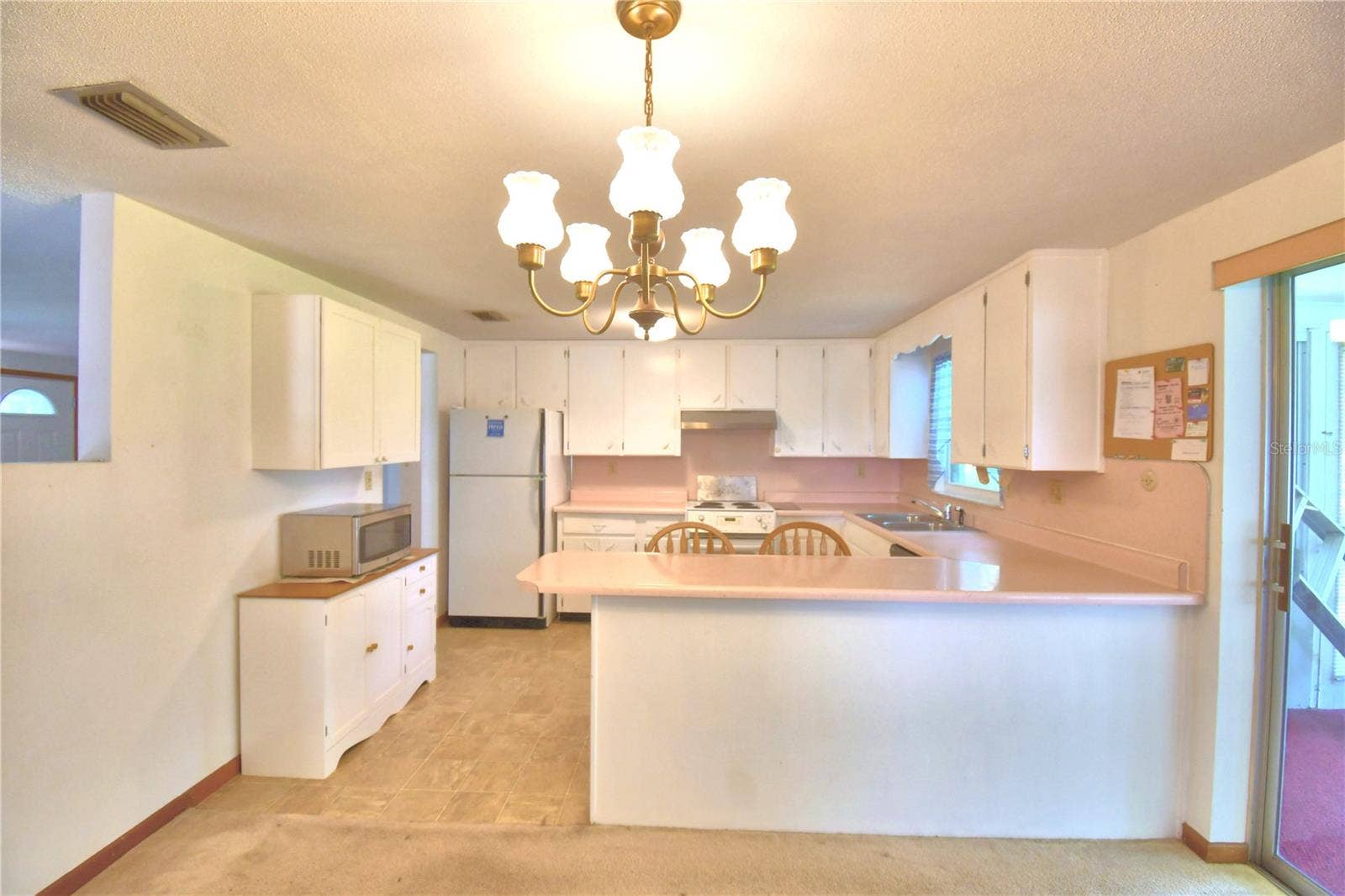 2521 MCCRANIE PLACE, Lakeland, FL 33801 2521 MCCRANIE PLACE, Lakeland, FL 33801