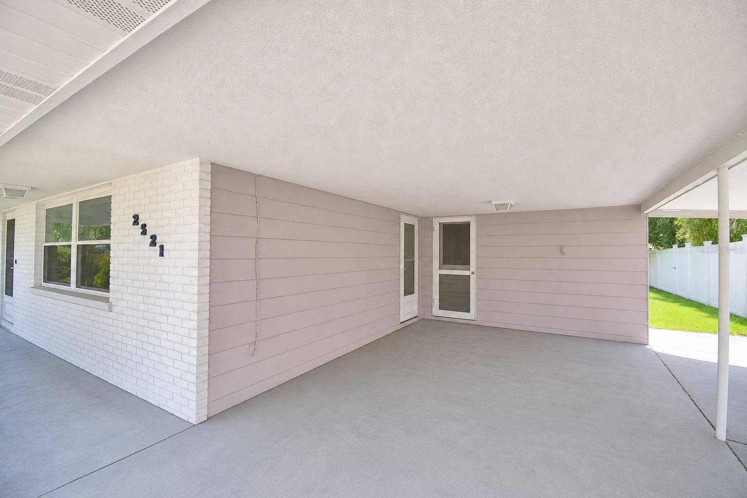 2521 MCCRANIE PLACE, Lakeland, FL 33801 2521 MCCRANIE PLACE, Lakeland, FL 33801