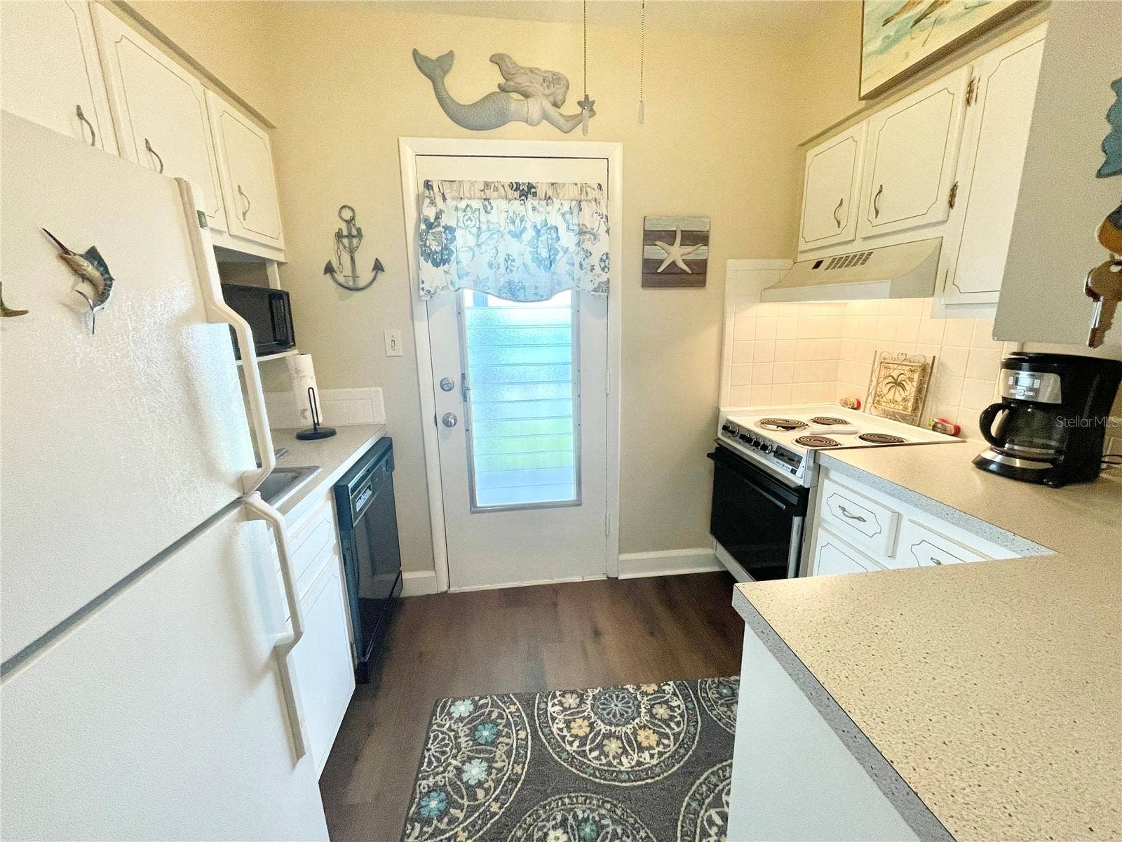 1600 W LAKE PARKER DRIVE, #A25, Lakeland, FL 33805 1600 W LAKE PARKER DRIVE, #A25, Lakeland, FL 33805