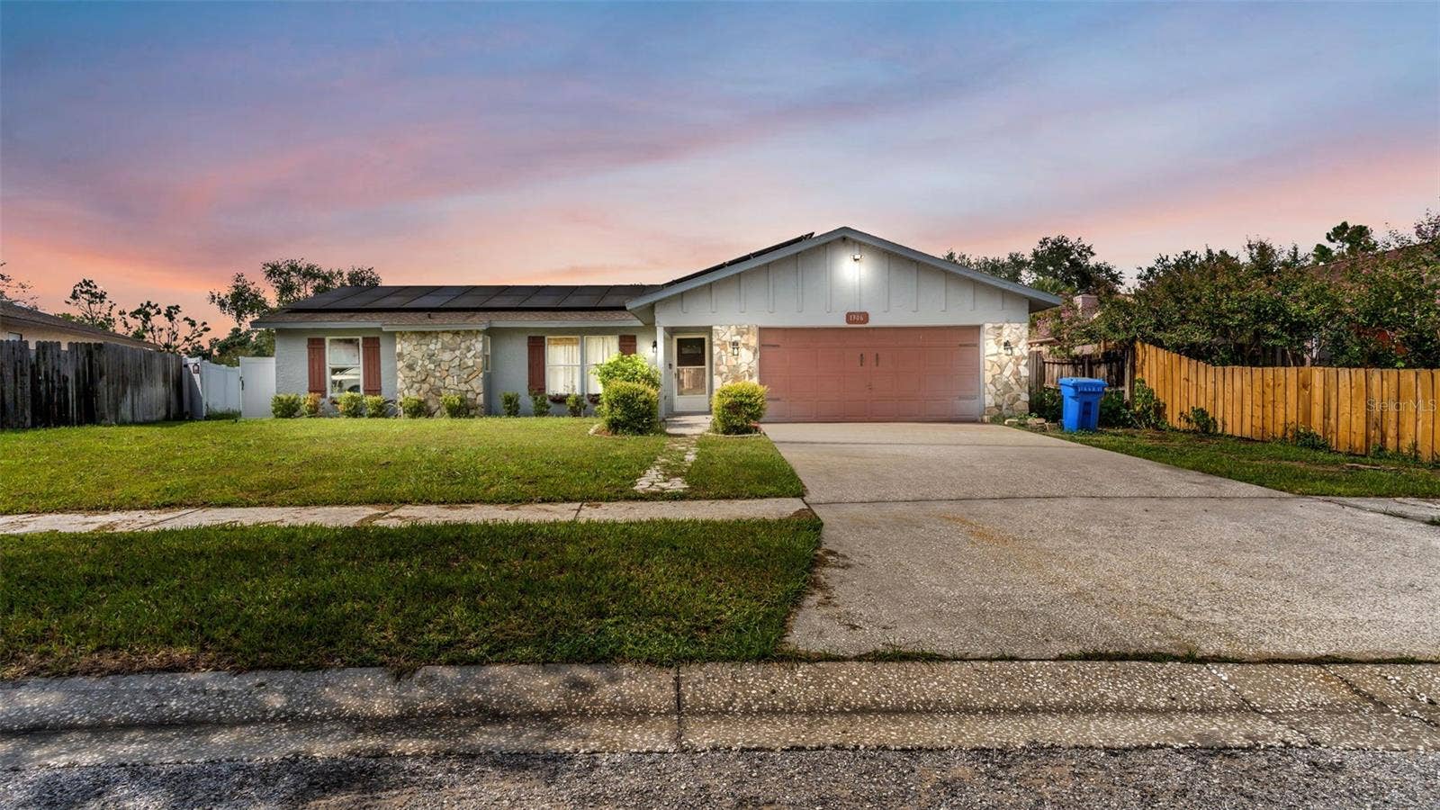 1306 BORDEN COURT, Valrico, FL 33594