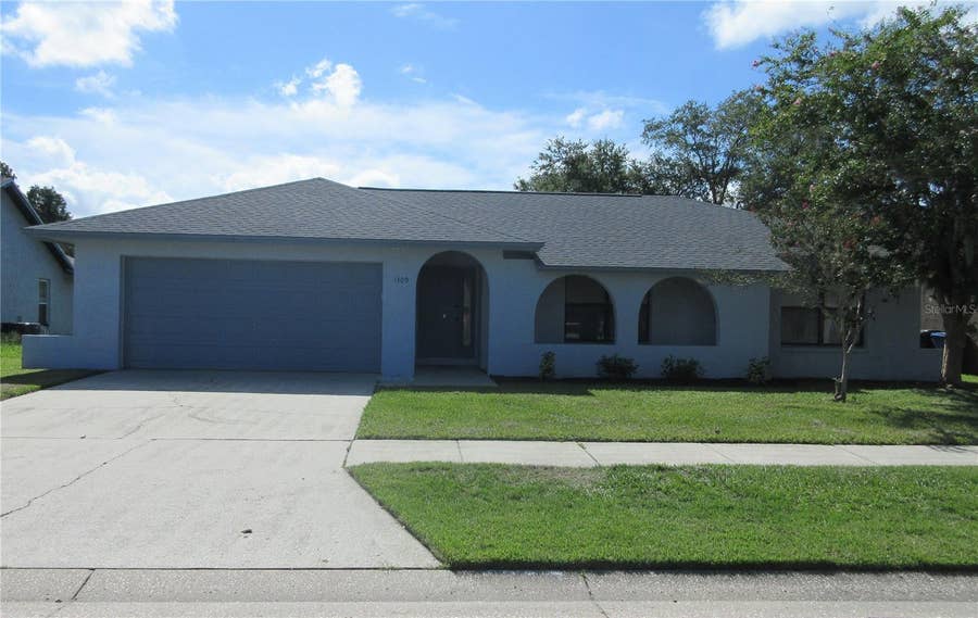 Property photo for 1309 WINDJAMMER PLACE, Valrico, FL