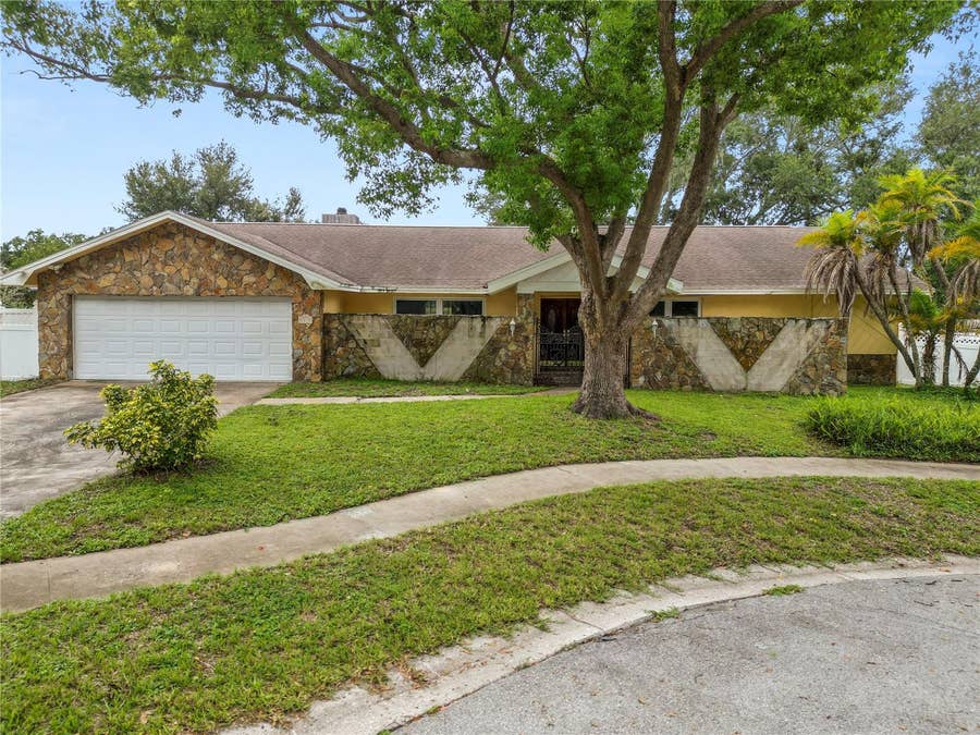 Property photo for 2010 MOSS COURT, Dunedin, FL