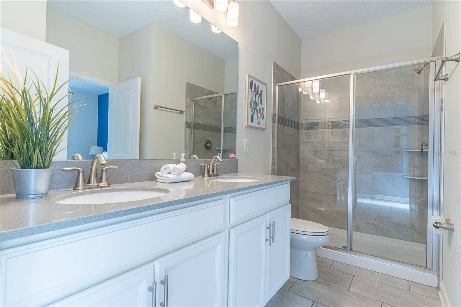 561 PEBBLE BEACH DRIVE, Davenport, FL 33896 561 PEBBLE BEACH DRIVE, Davenport, FL 33896