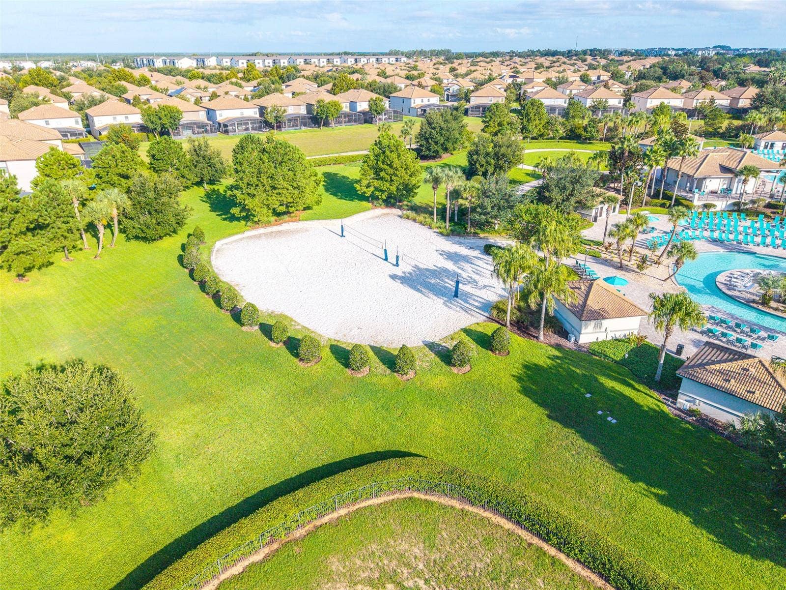 561 PEBBLE BEACH DRIVE, Davenport, FL 33896 561 PEBBLE BEACH DRIVE, Davenport, FL 33896