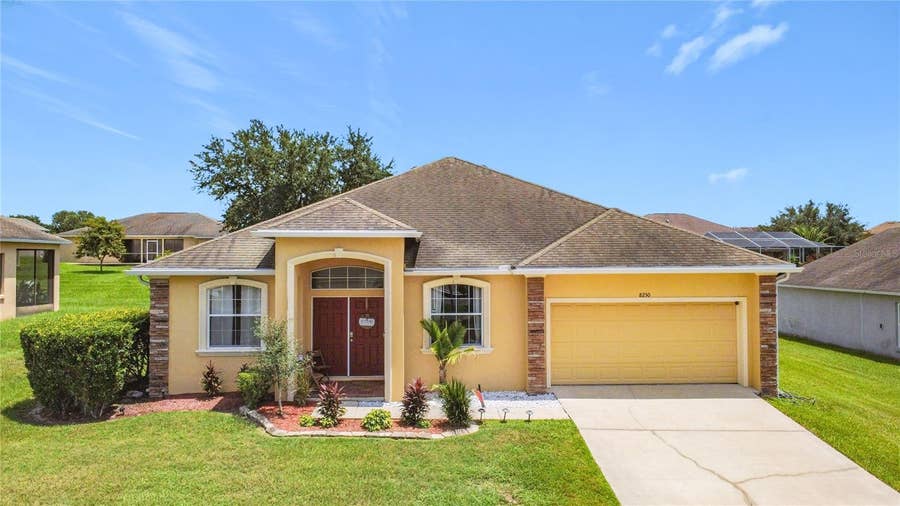 Property photo for 8230 WOODVINE CIRCLE, Lakeland, FL
