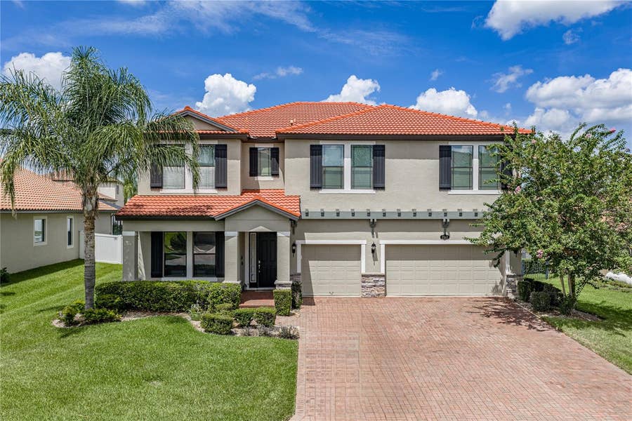 Property photo for 1902 VIA LAGO DRIVE, Lakeland, FL