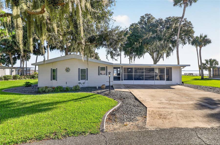 Property photo for 38310 LANGLOIS PLACE, Leesburg, FL