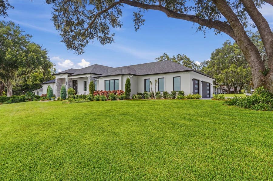 Property photo for 1307 N LAKE HOWARD DRIVE, Winter Haven, FL
