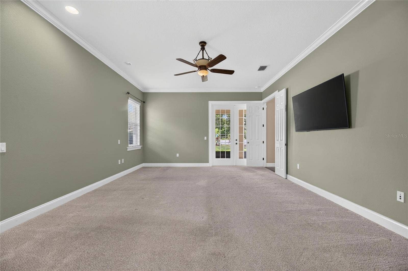 6408 WALKERS GLEN DRIVE, Lakeland, FL 33813 6408 WALKERS GLEN DRIVE, Lakeland, FL 33813