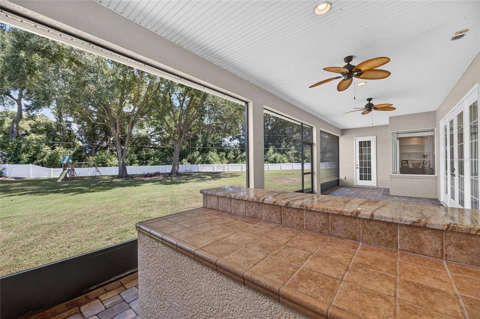 6408 WALKERS GLEN DRIVE, Lakeland, FL 33813 Granite Counter tops