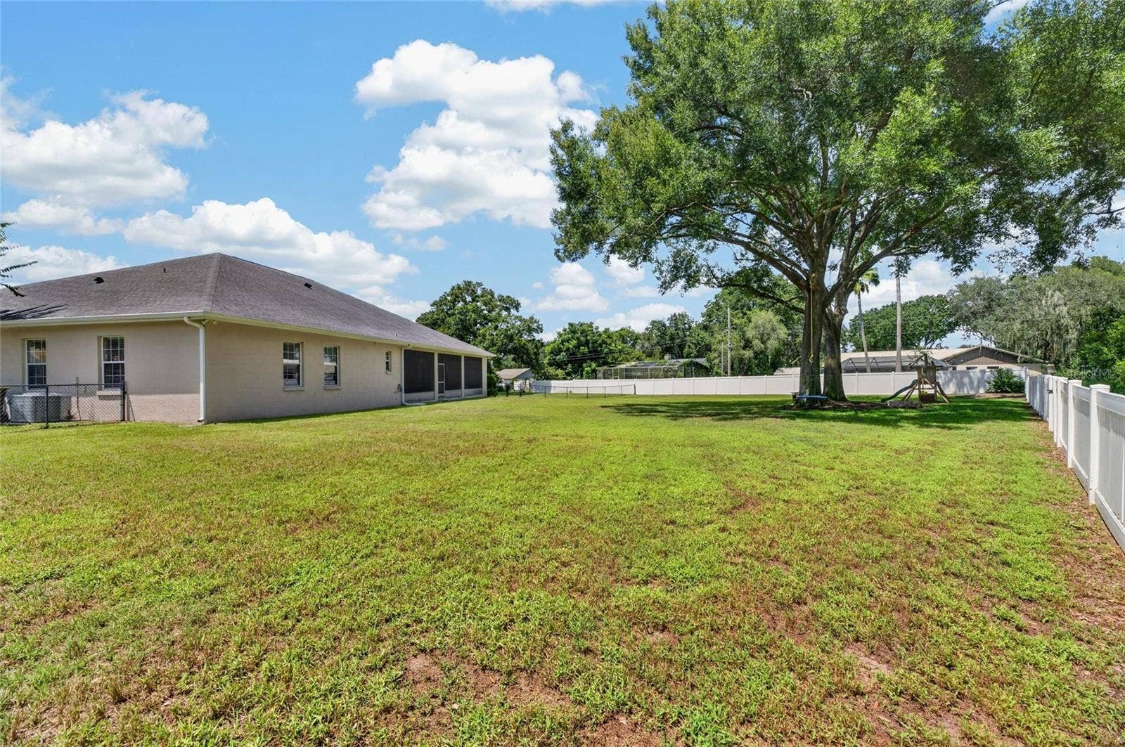 6408 WALKERS GLEN DRIVE, Lakeland, FL 33813 6408 WALKERS GLEN DRIVE, Lakeland, FL 33813
