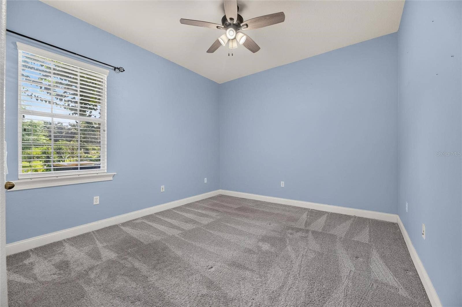6408 WALKERS GLEN DRIVE, Lakeland, FL 33813 6408 WALKERS GLEN DRIVE, Lakeland, FL 33813