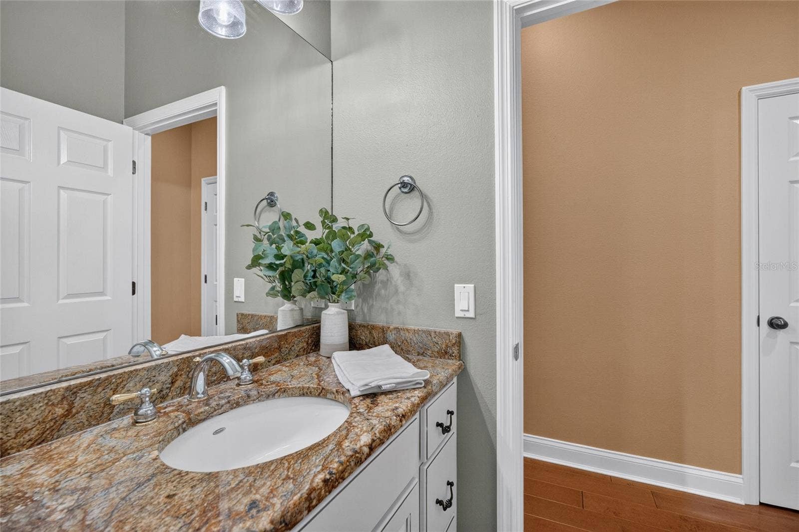 6408 WALKERS GLEN DRIVE, Lakeland, FL 33813 6408 WALKERS GLEN DRIVE, Lakeland, FL 33813