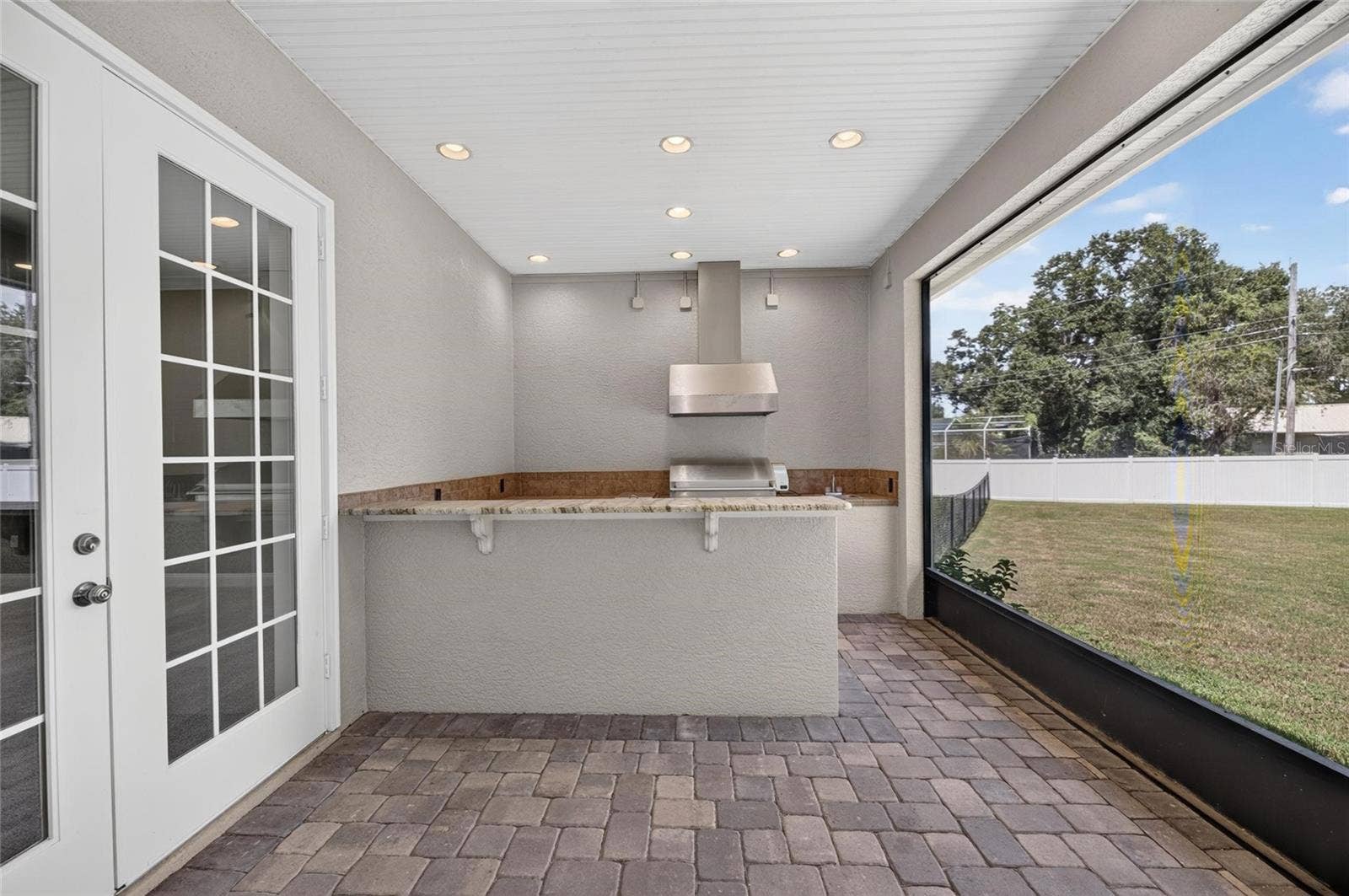 6408 WALKERS GLEN DRIVE, Lakeland, FL 33813 Exhaust Vent to outdoors