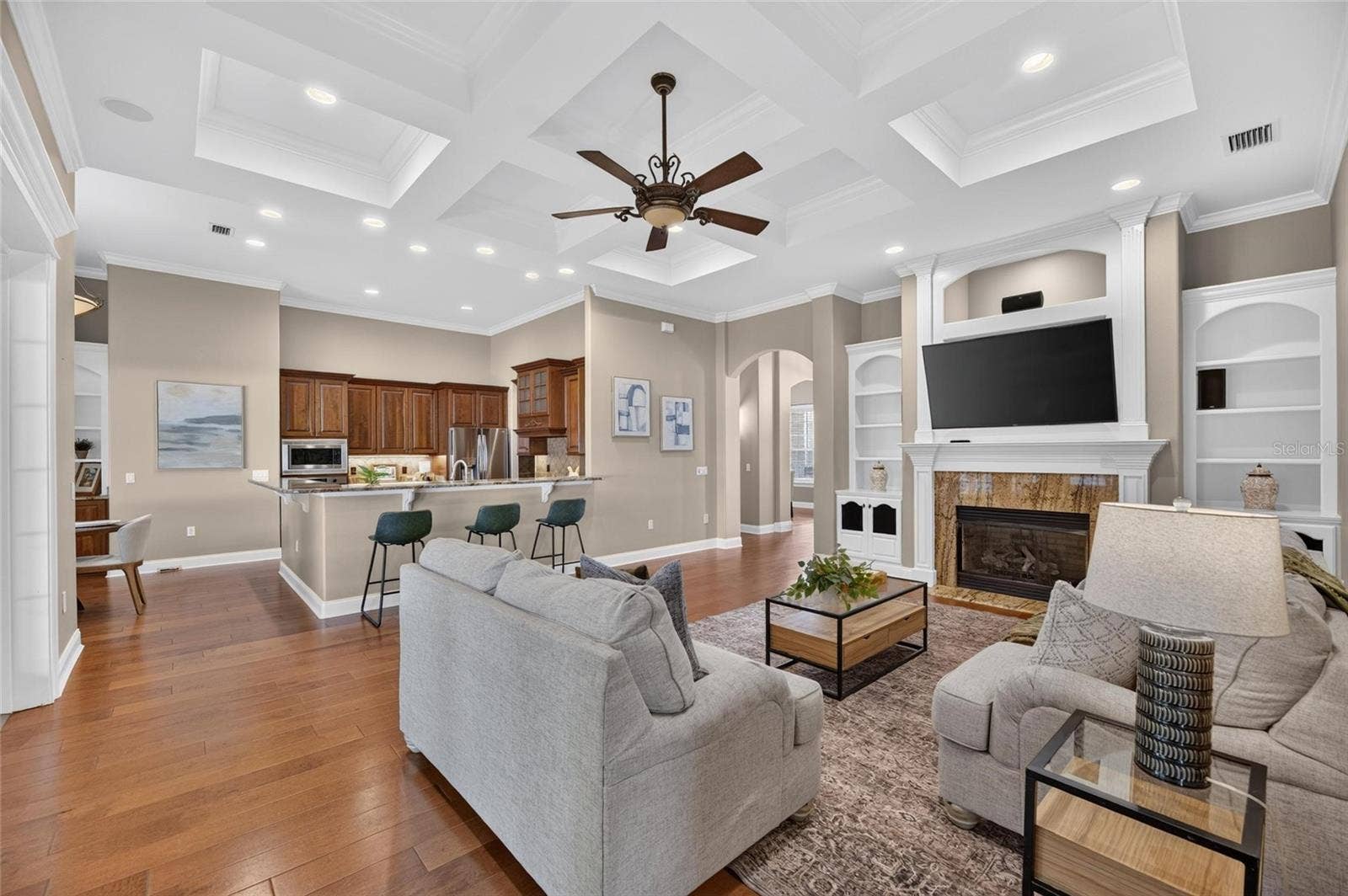 6408 WALKERS GLEN DRIVE, Lakeland, FL 33813 Living Room open to kitchen