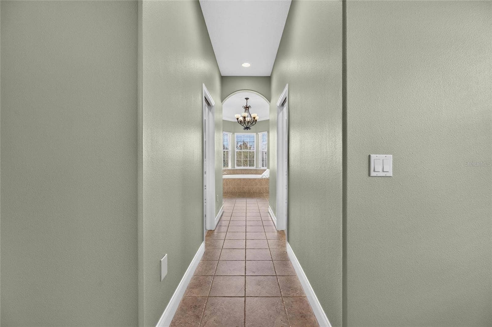 6408 WALKERS GLEN DRIVE, Lakeland, FL 33813 His and Her Custom Closets