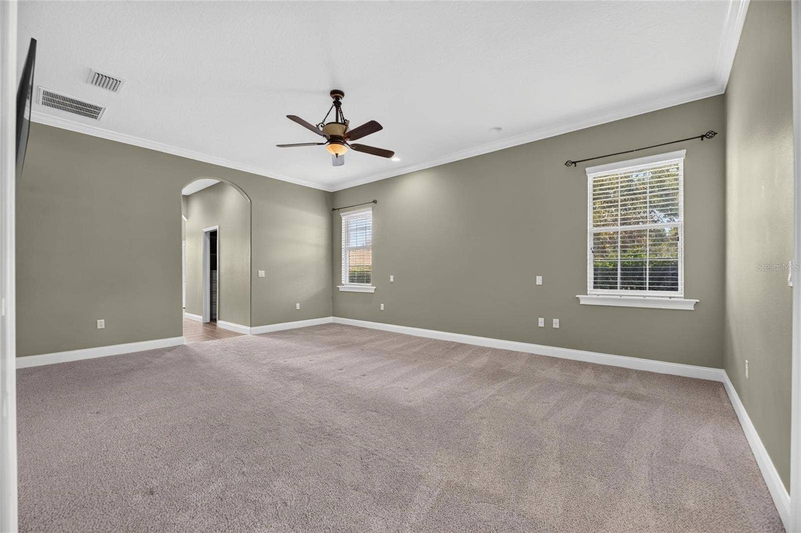 6408 WALKERS GLEN DRIVE, Lakeland, FL 33813 6408 WALKERS GLEN DRIVE, Lakeland, FL 33813
