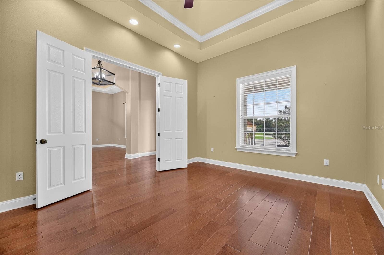 6408 WALKERS GLEN DRIVE, Lakeland, FL 33813 Office or Den Space with double doors