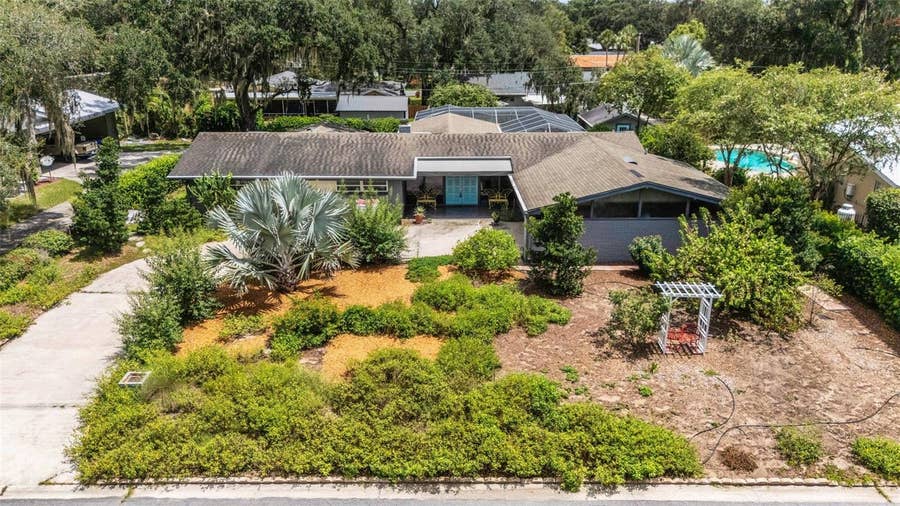 Property photo for 2634 COLLINS AVENUE, Lakeland, FL
