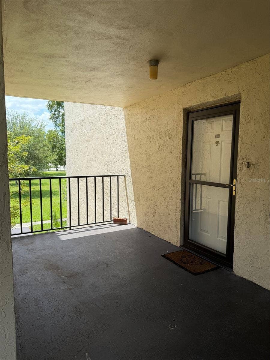 1130 N LAKE PARKER AVENUE, #C229, Lakeland, FL 33805 Quiet End Corner Unit