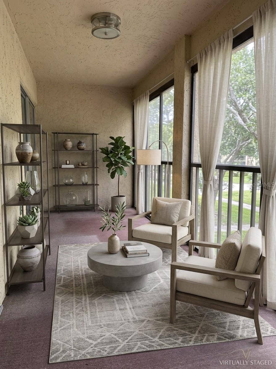 1130 N LAKE PARKER AVENUE, #C229, Lakeland, FL 33805 Screened in Porch