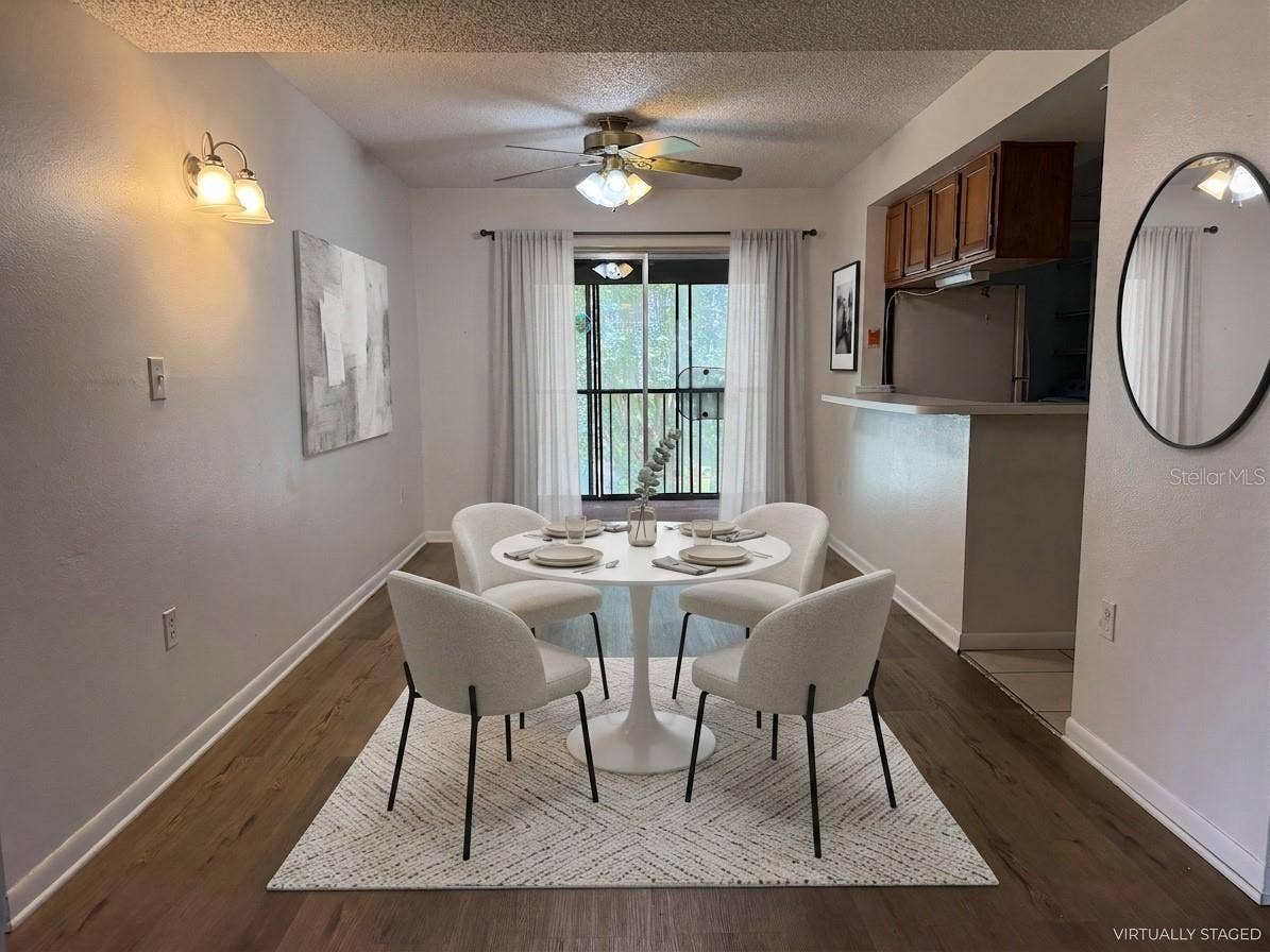 1130 N LAKE PARKER AVENUE, #C229, Lakeland, FL 33805 VS Dining Room