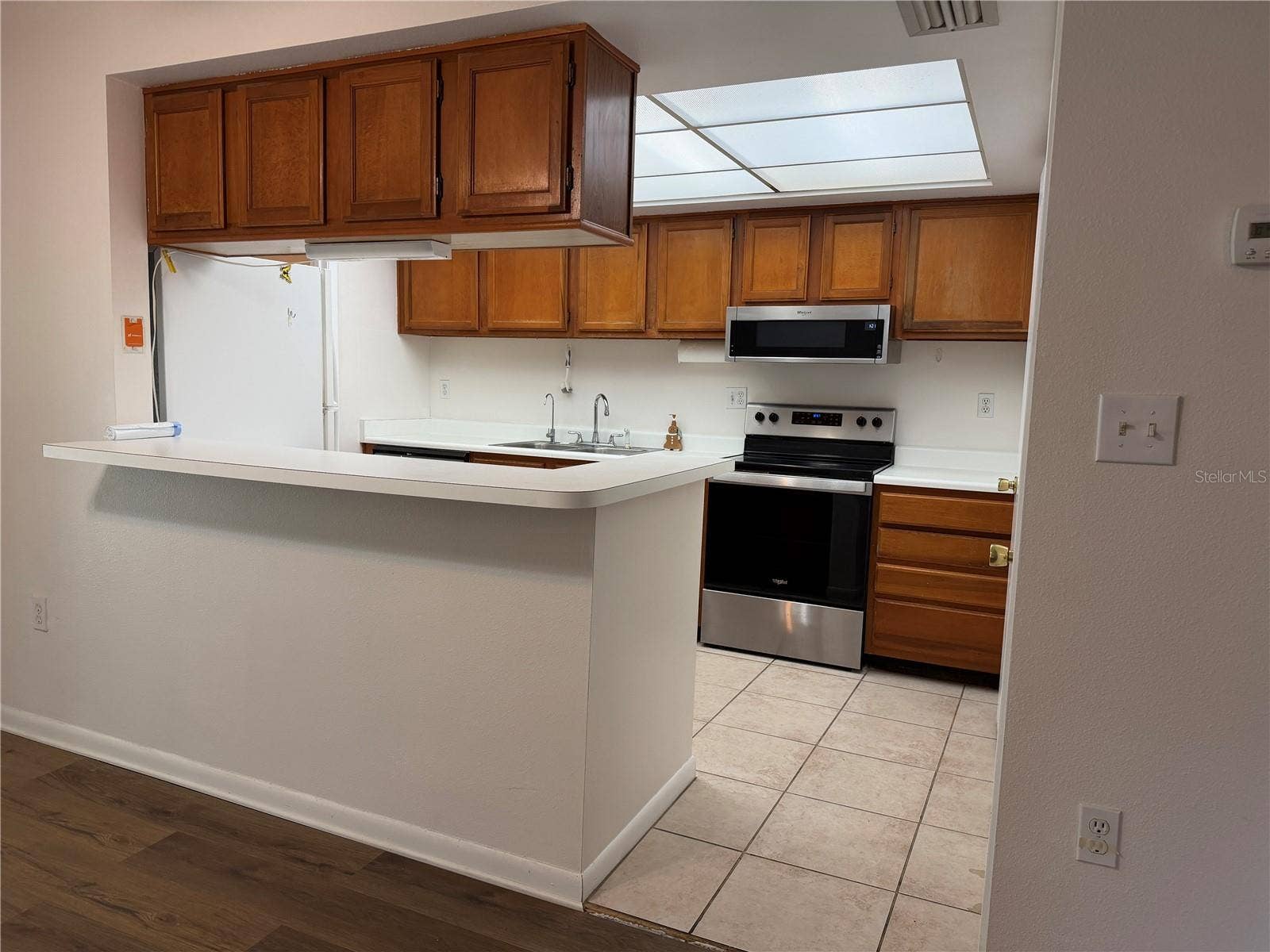 1130 N LAKE PARKER AVENUE, #C229, Lakeland, FL 33805 Kitchen