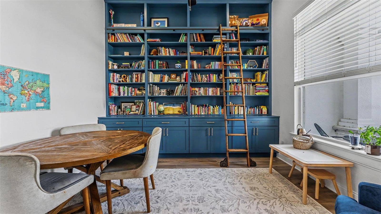 7034 BENTRIDGE DRIVE, Lakeland, FL 33813 Office/Library