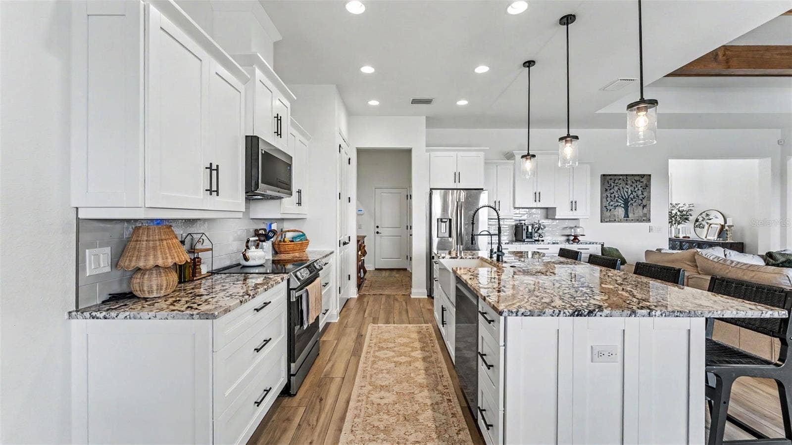 7034 BENTRIDGE DRIVE, Lakeland, FL 33813 Kitchen