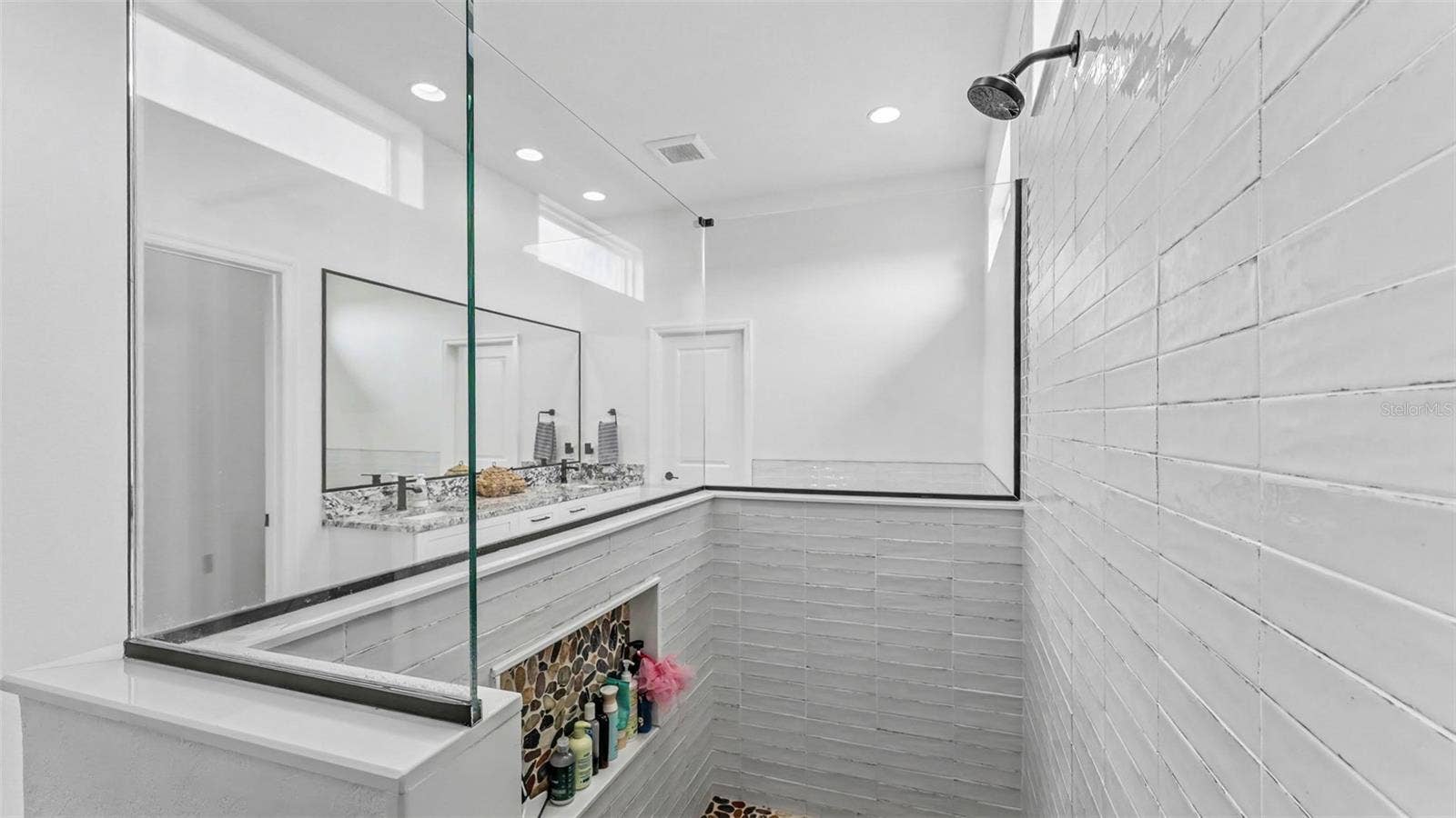 7034 BENTRIDGE DRIVE, Lakeland, FL 33813 Primary Bathroom