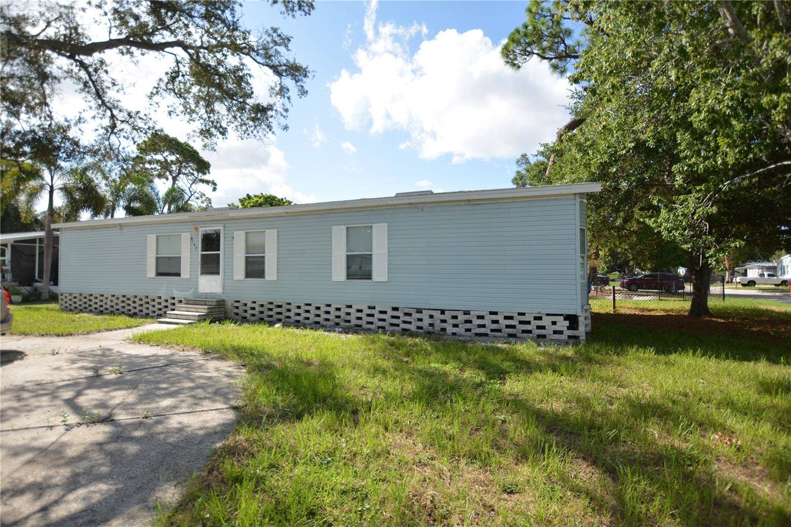5192 75TH STREET N, St Petersburg, FL 33709 5192 75TH STREET N, St Petersburg, FL 33709