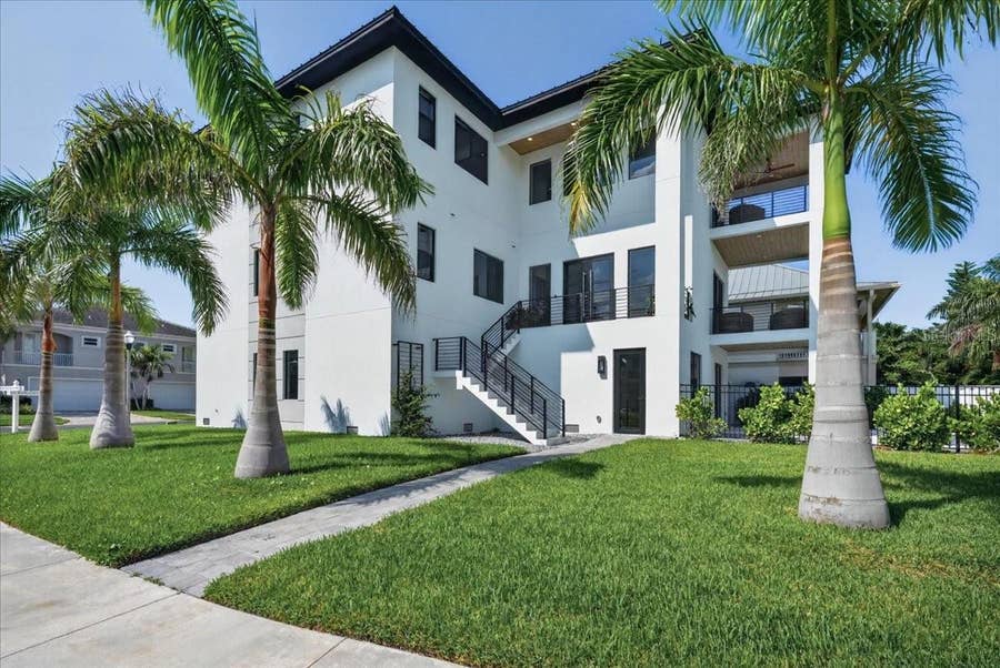 Property photo for 116 WIMBLEDON COURT, Redington Shores, FL